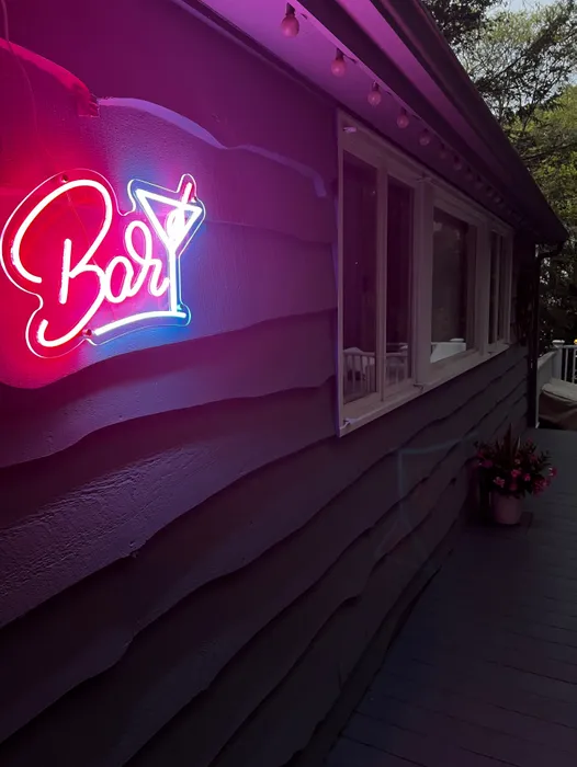 ImprintNow.co.nz - Oh Cocktail Bar Neon Sign