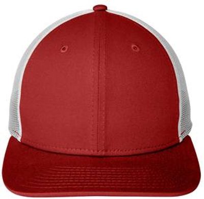 Scarlet/ White Scarlet/ White - Imprint Now - NZ